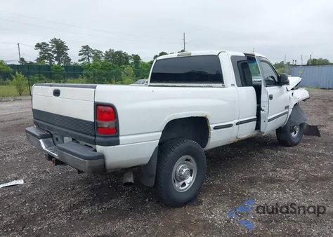 1999 Dodge Ram 2500 St из США, поврежденный, VIN 1B7KF2360XJ624971